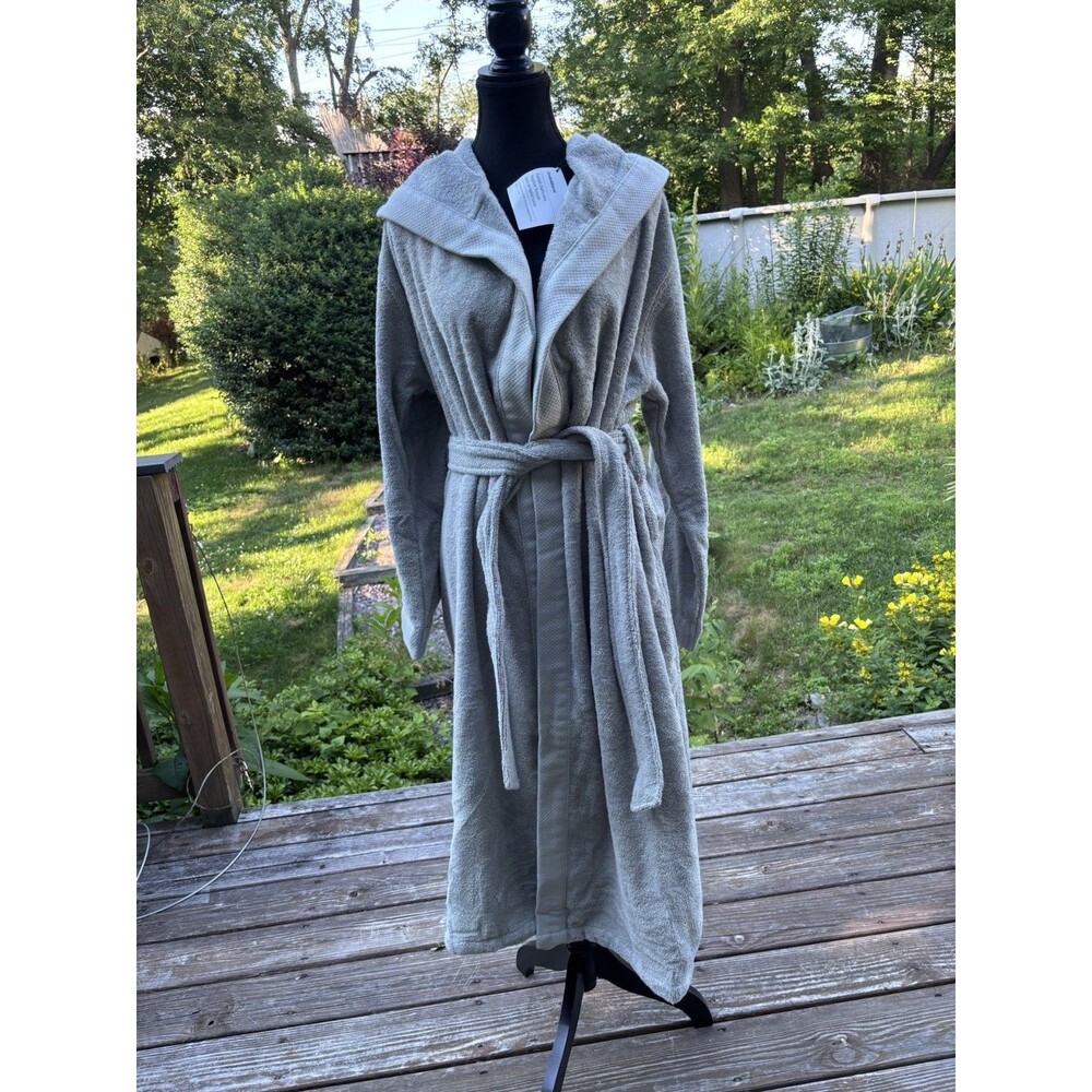 Crate & Barrel Hooded Gray Turkish Long Bathrobe S/M Pockets Belted BNWT